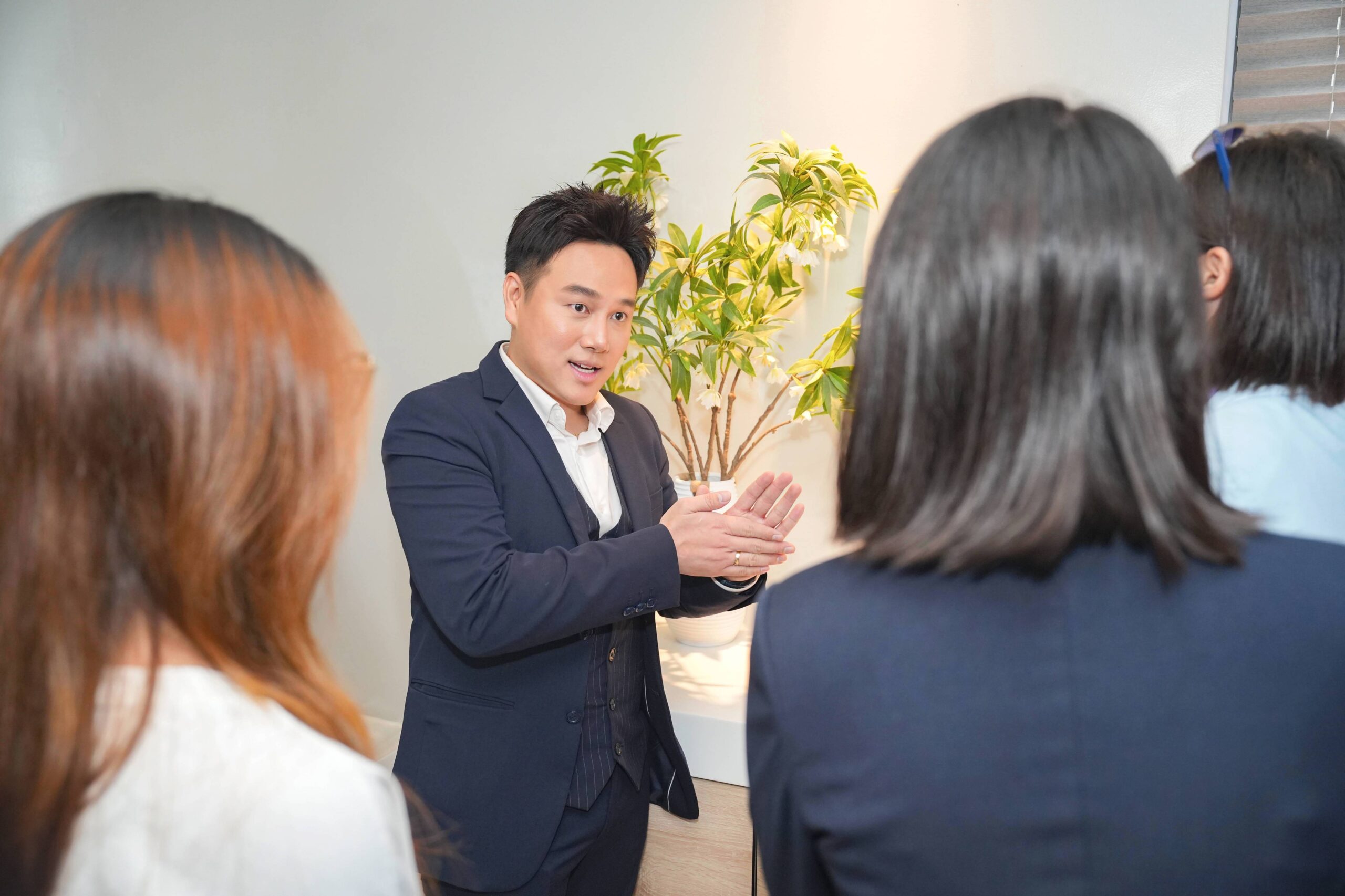 KTS Trần Lê Bình chia sẻ về những câu chuyện đằng sau thiết kế.