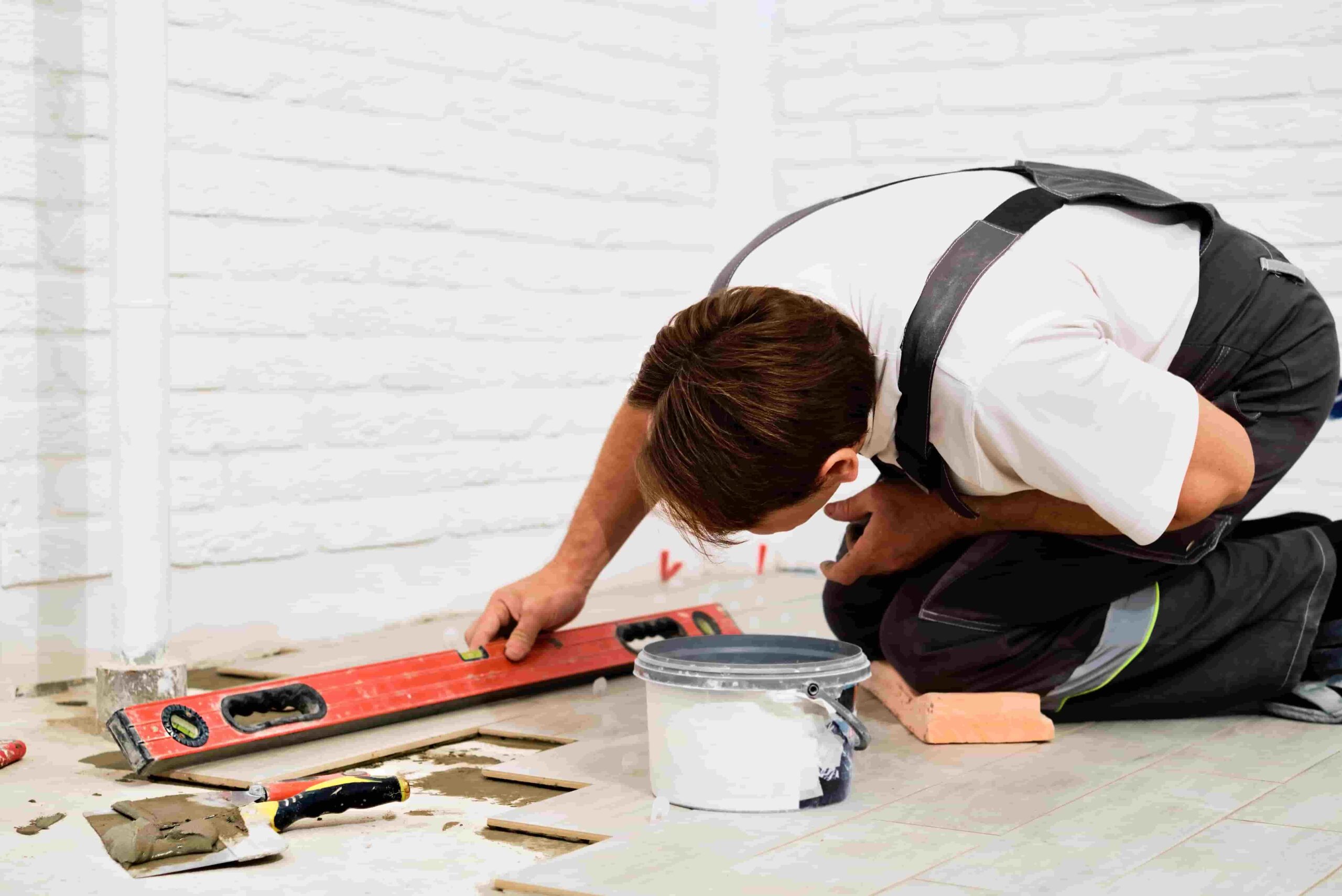 Đơn vị thi công cải tạo sẽ giải quyết vấn đề xuống cấp.